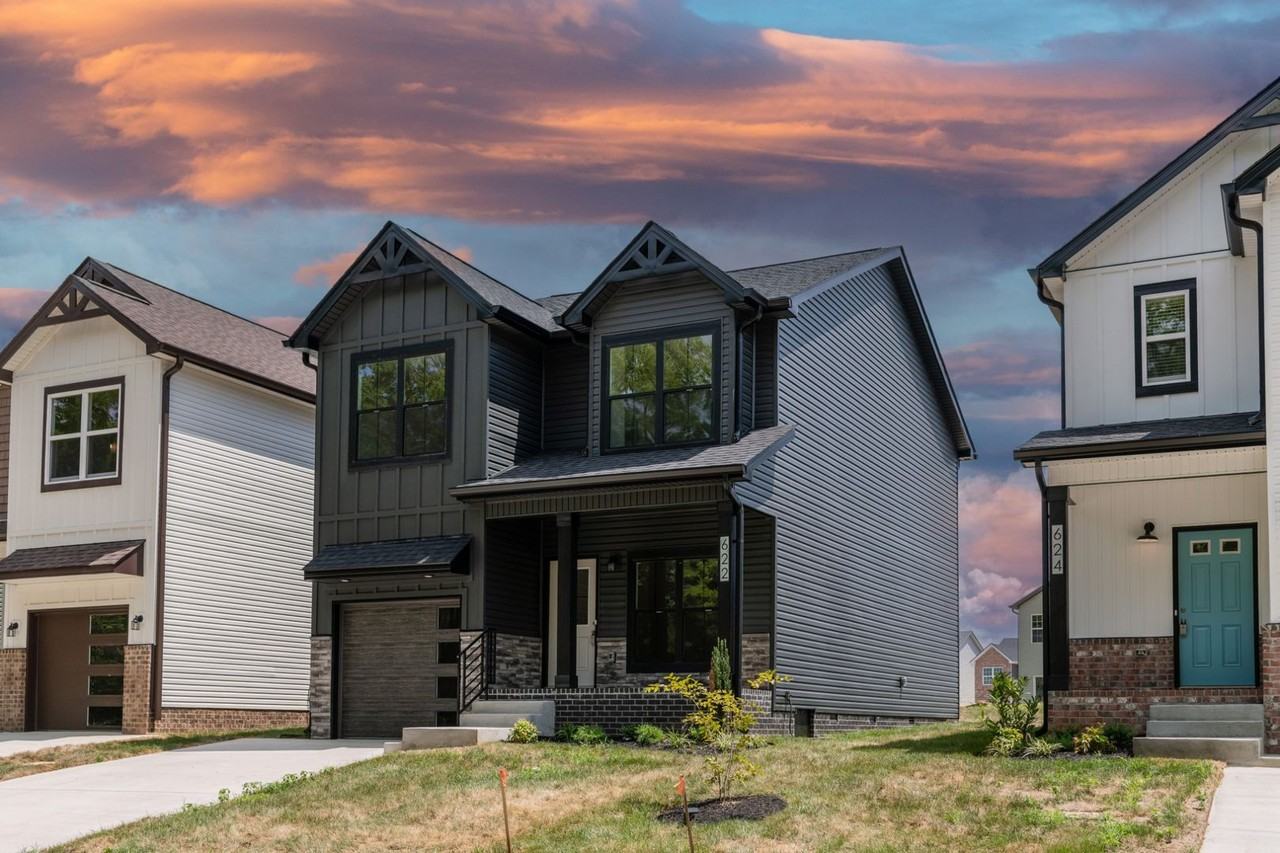 622 Southern Pass Run - Photo 2 of 43