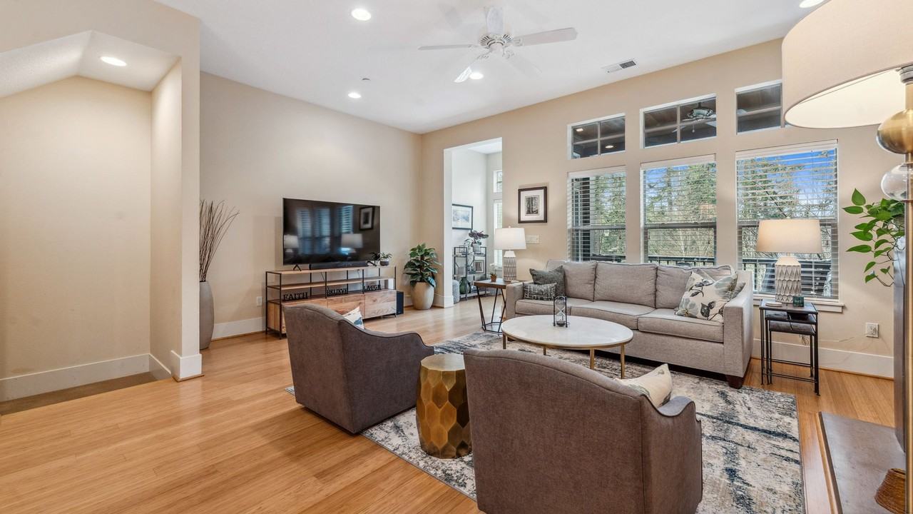 10063 Sw Morrison St - Photo 7 of 23