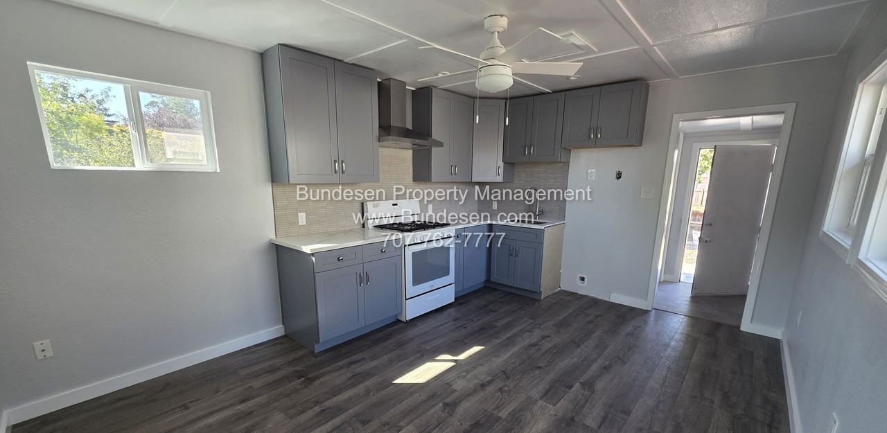 5107 Hutchinson Road - Photo 4 of 9