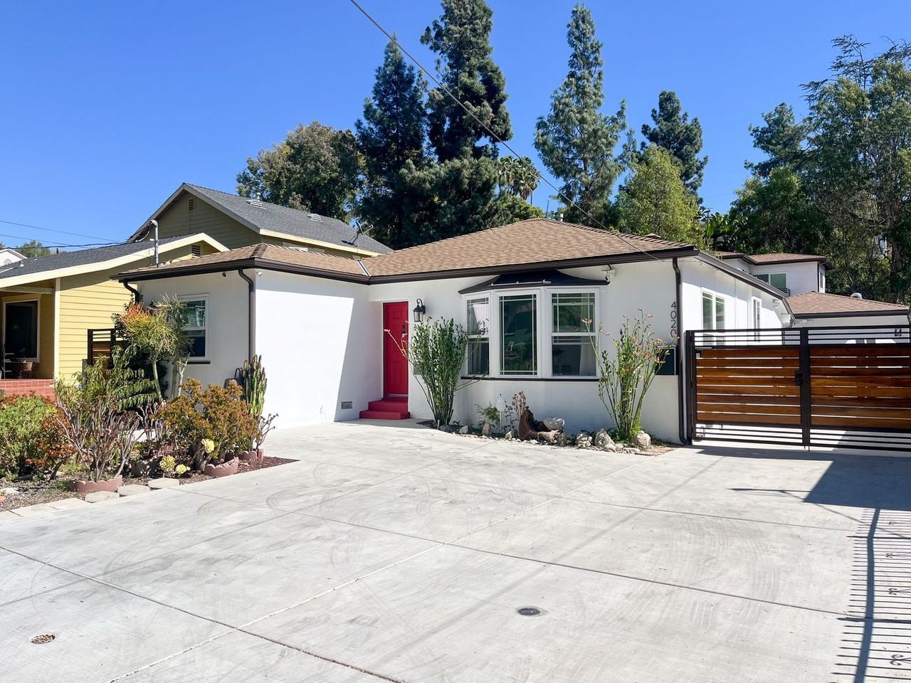 4022 Collis Ave - Photo 2 of 35