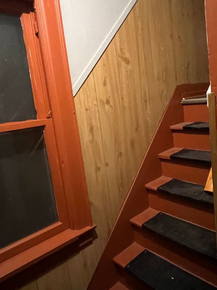 375 Military Rd - Photo 4 of 14