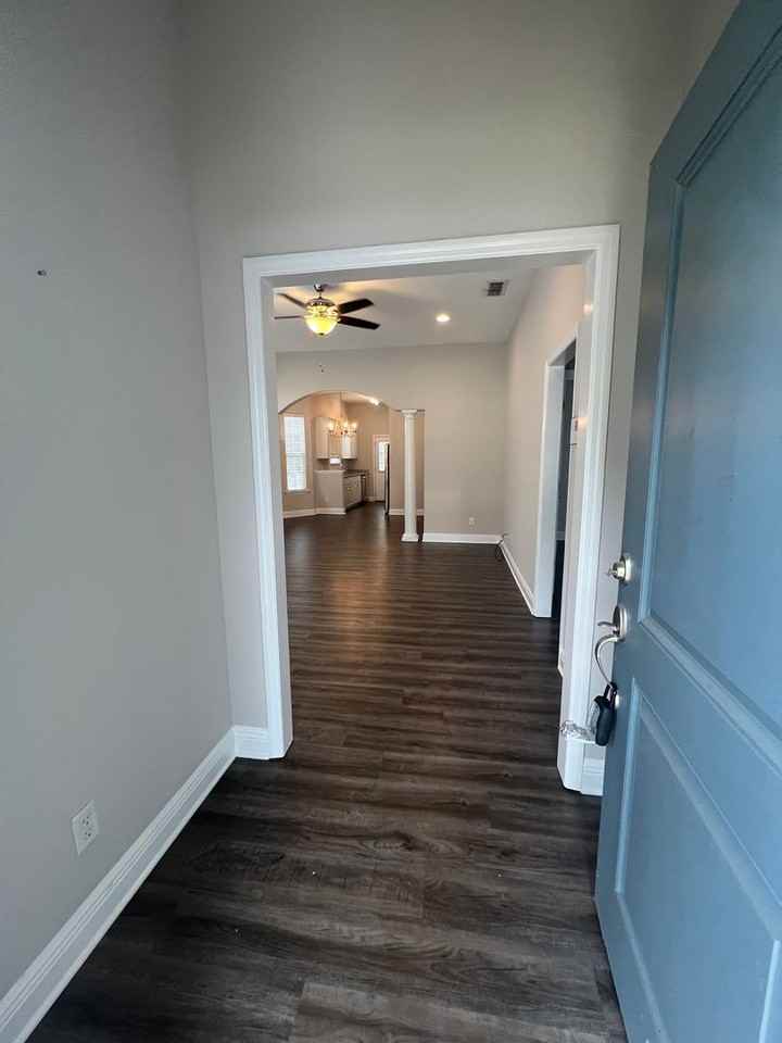 309 Summercreek Cv - Photo 3 of 17