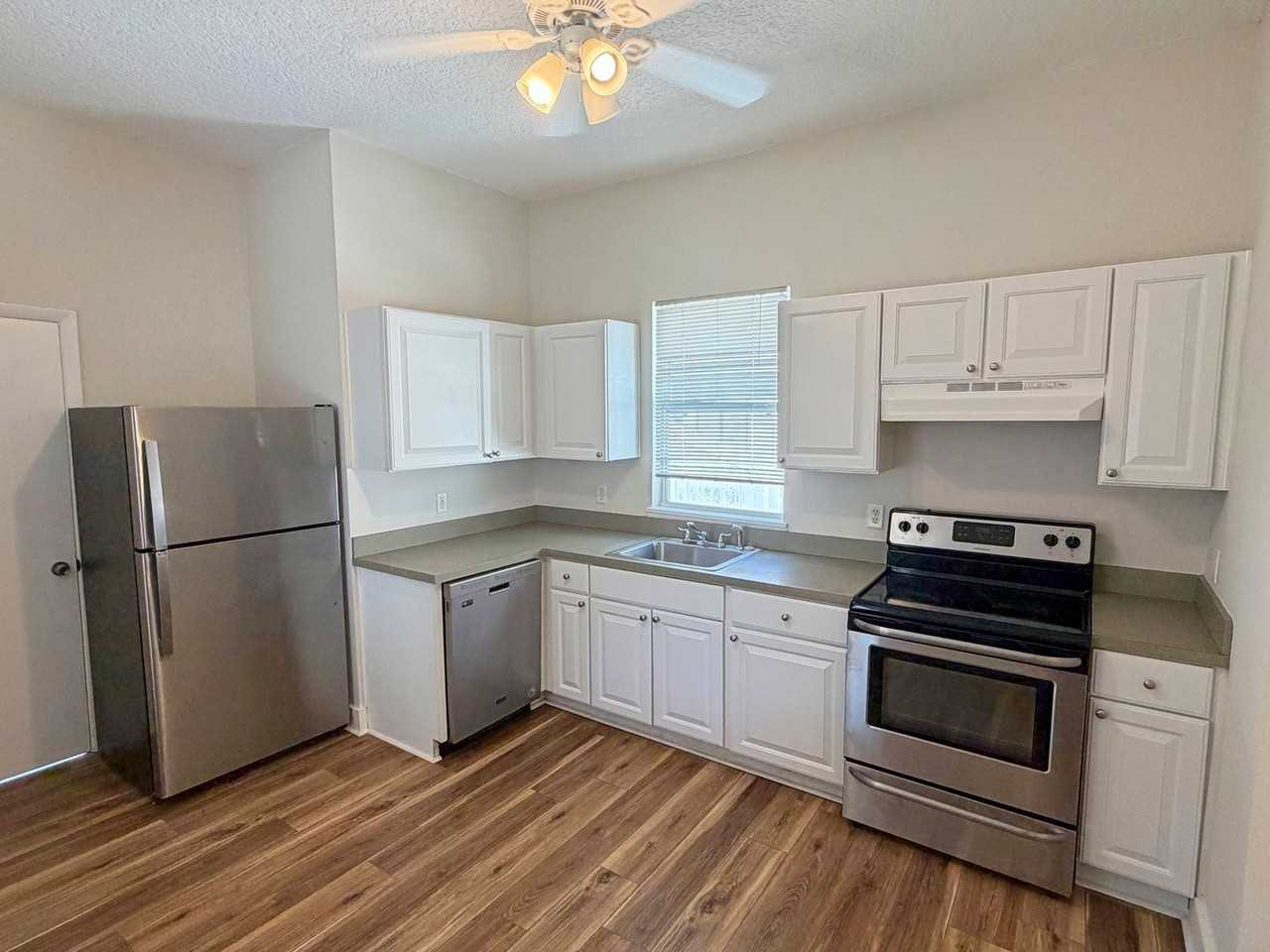 15 Hope Street - Photo 5 of 16