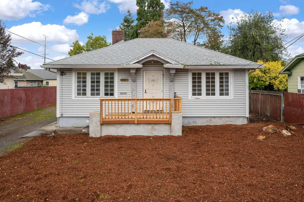 1415 North Rosa Parks Way