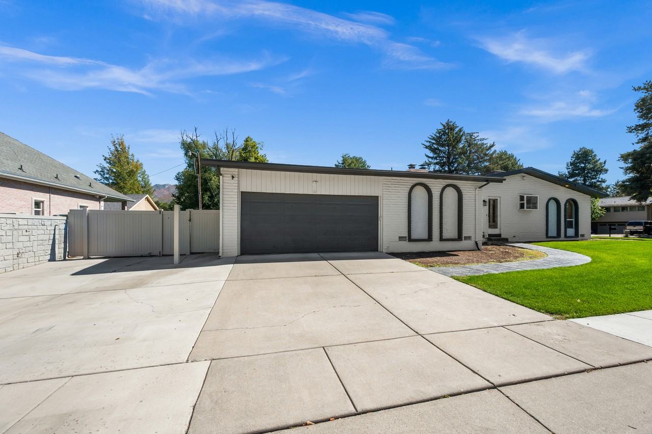 1839 E Cottonwood Club Cir #NA - Photo 4 of 31