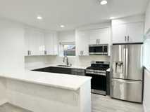 608 W Hillcrest Blvd #1-2 - Photo 1 of 1