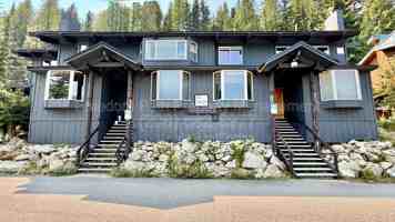 featured image of 240 Mogul Hill Rd #5