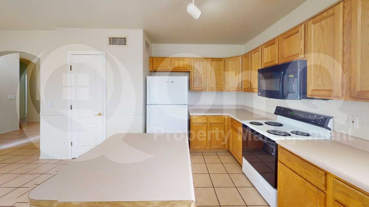 8305 N Solitude Way - Photo 4 of 25