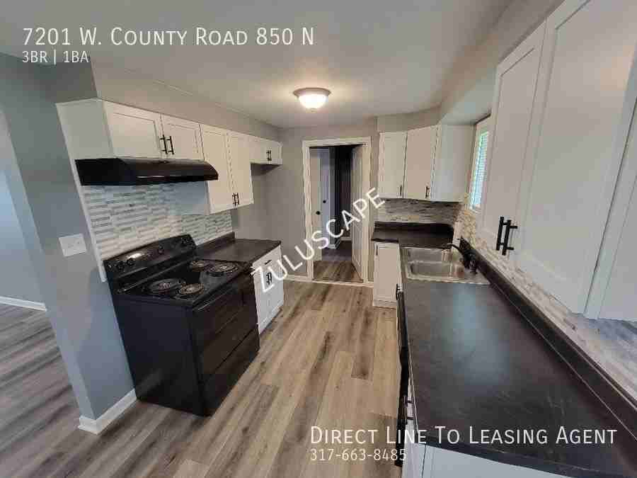7201 W County Road 850 N - Photo 3 of 17