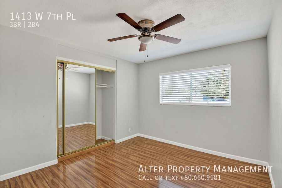 1413 West 7th Place - Photo 4 of 16