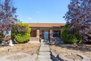 featured image of 11 E Rich Ave #3