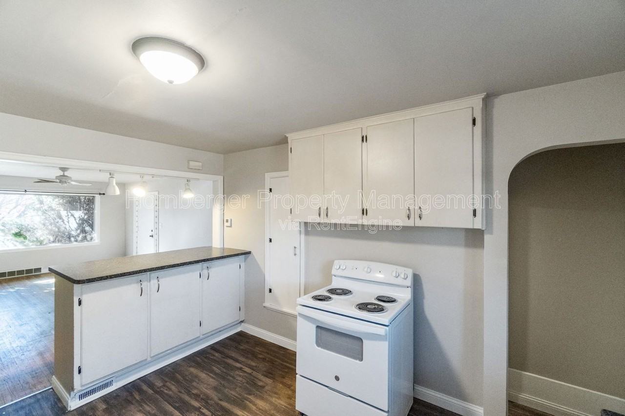 11 E Rich Ave #3 - Photo 5 of 18