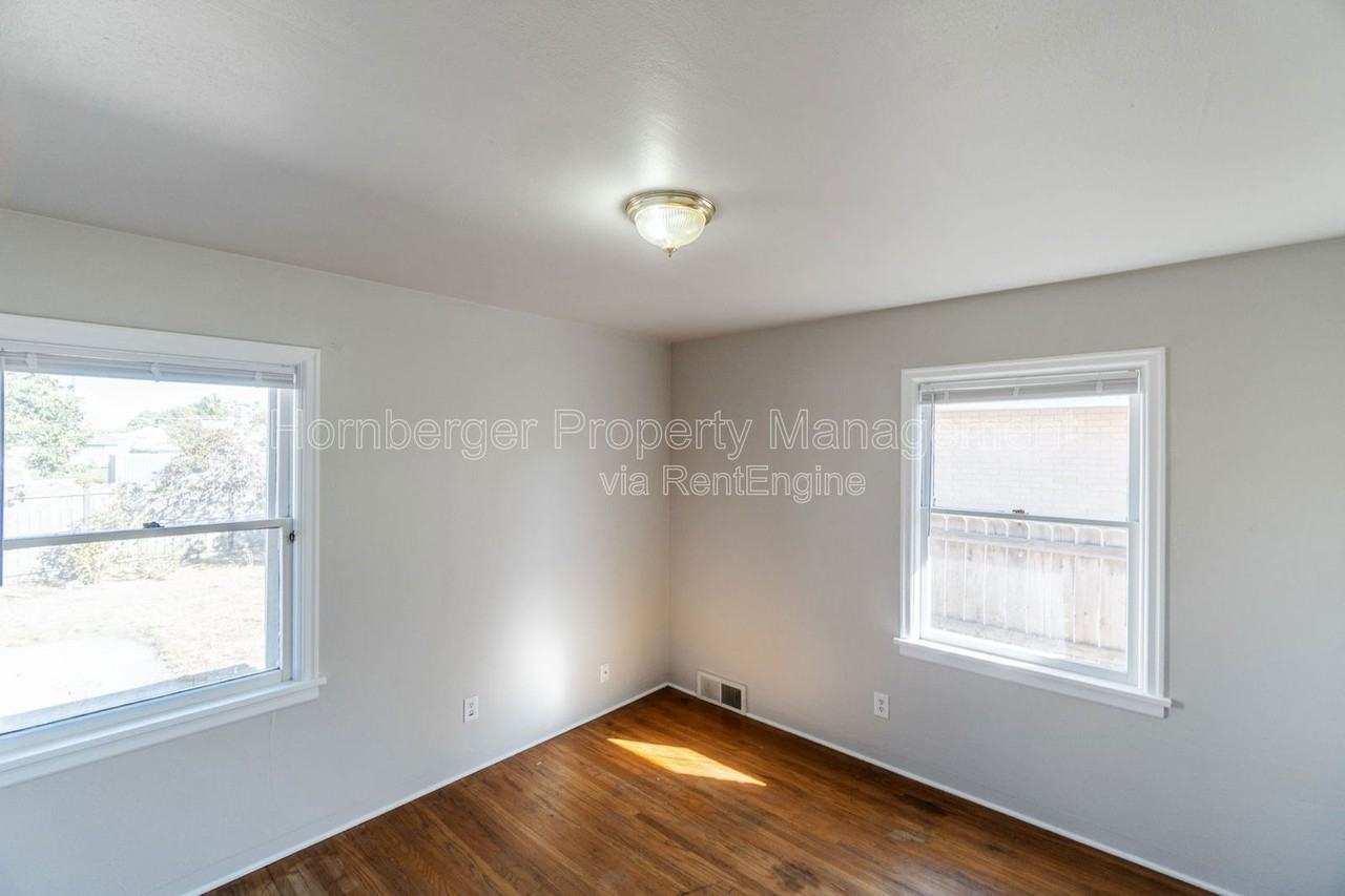 11 E Rich Ave #3 - Photo 6 of 18