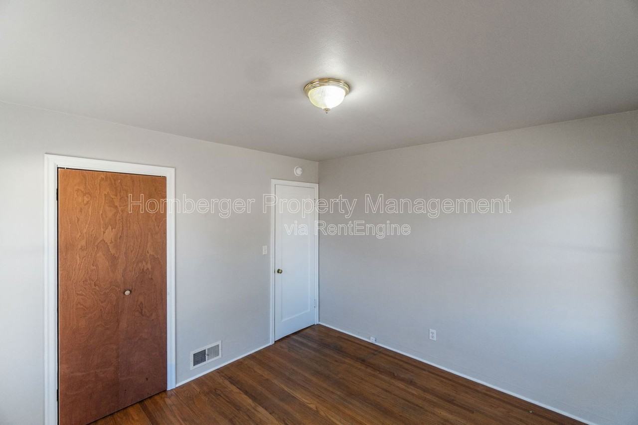 11 E Rich Ave #3 - Photo 7 of 18