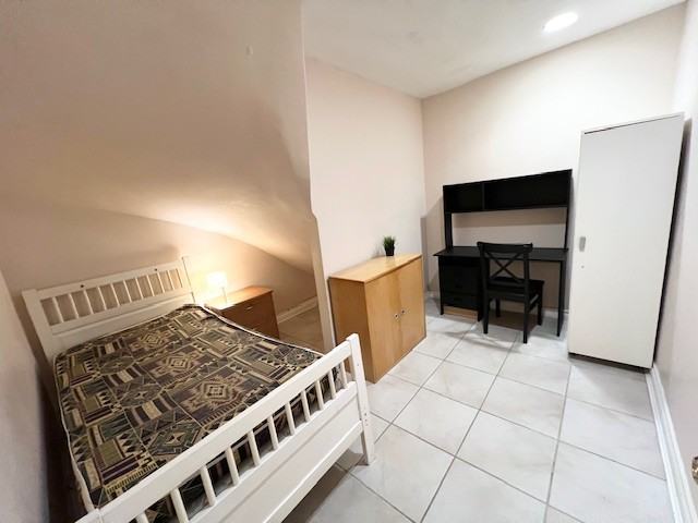 Silvergrove Rd & Bannatyne Dr - Photo 7 of 9