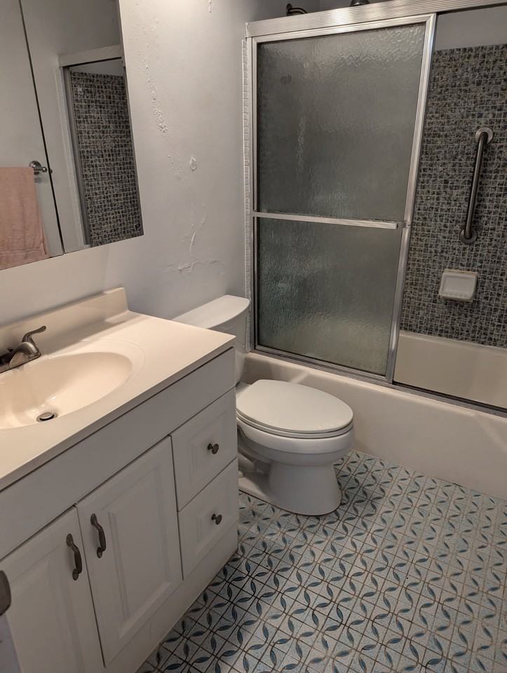450 Paradise Isle Blvd #205 - Photo 5 of 7