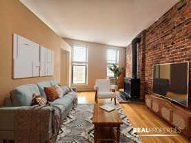 2208 North Clark Street #JR - Photo 1 of 1