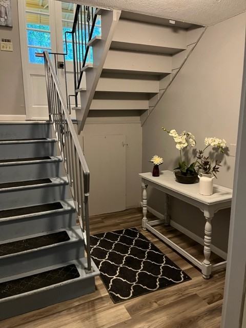 8 Andre Dr #3 - Photo 2 of 13