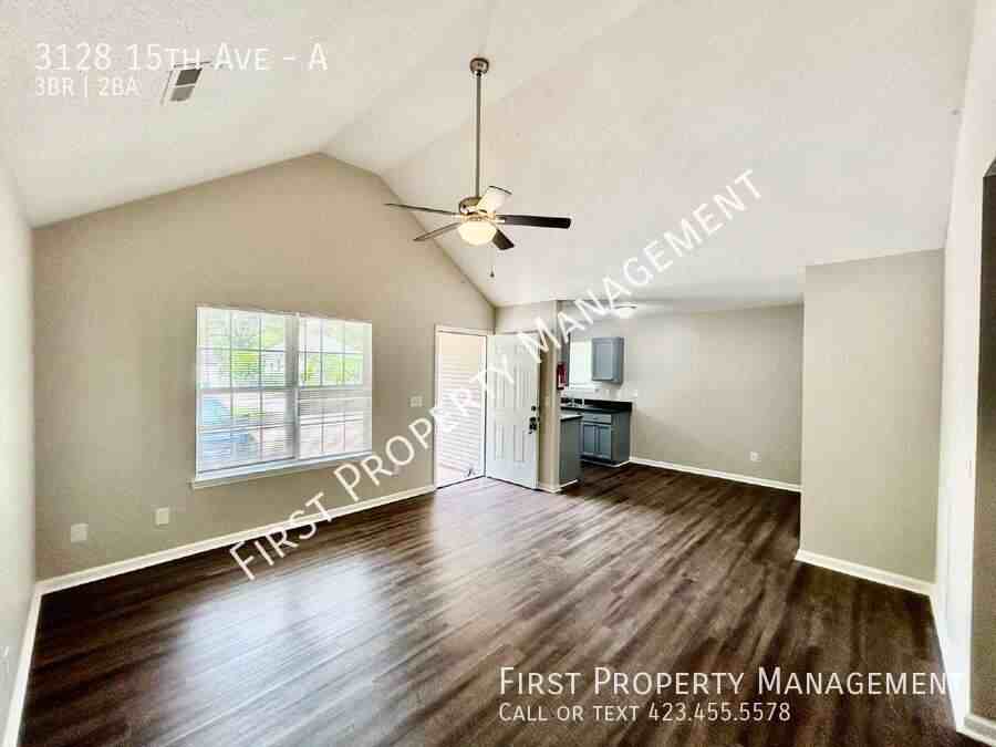 3128 15th Ave #A - Photo 3 of 16