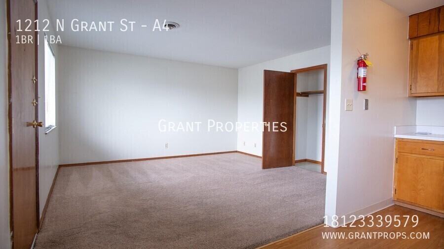 1212 N Grant St #A4 - Photo 3 of 15
