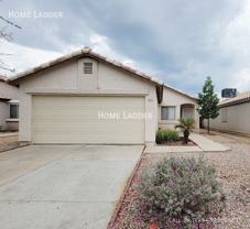 8339 W Elm St - Photo 1 of 1