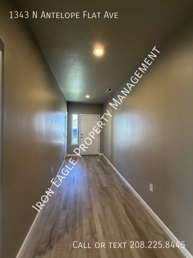 1343 N Antelope Flat Ave - Photo 2 of 17