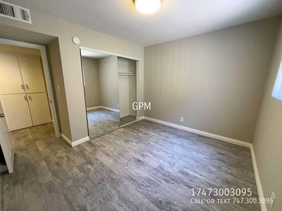 320 W Lomita Ave #06 - Photo 6 of 11