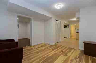 2088 Majestic Cres Bsmt #BS - Photo 5 of 19