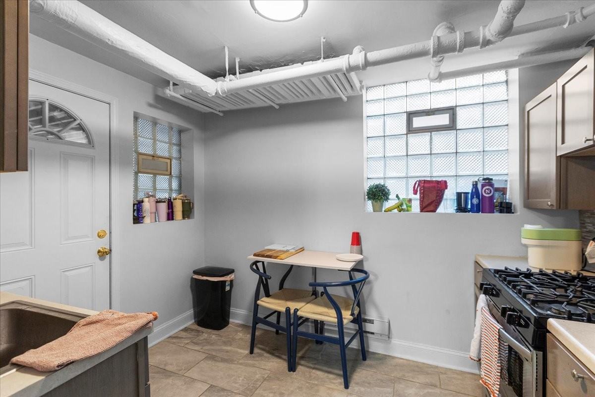 442 W Arlington Pl #GDN - Photo 5 of 11