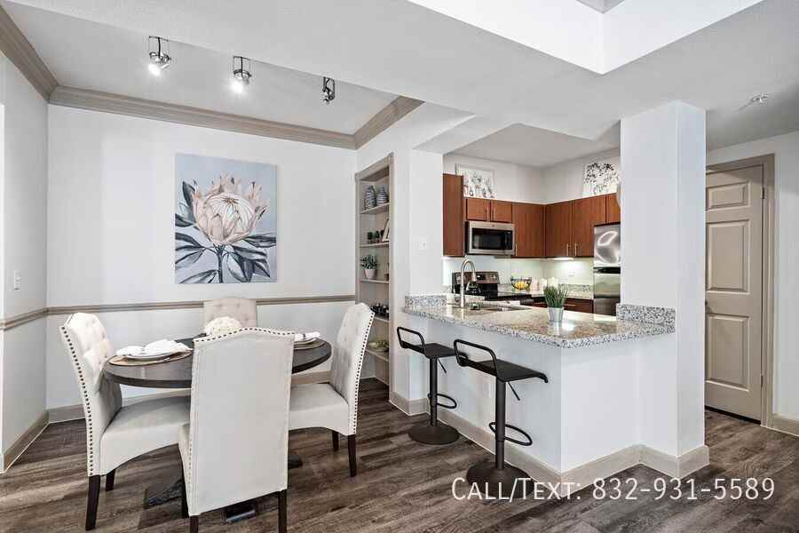 8882 Westheimer Rd #RAEE3