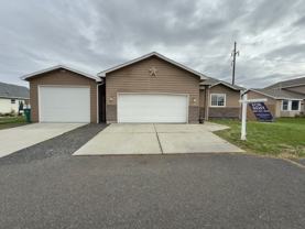 15418 E 24th Ave - Photo 1 of 1