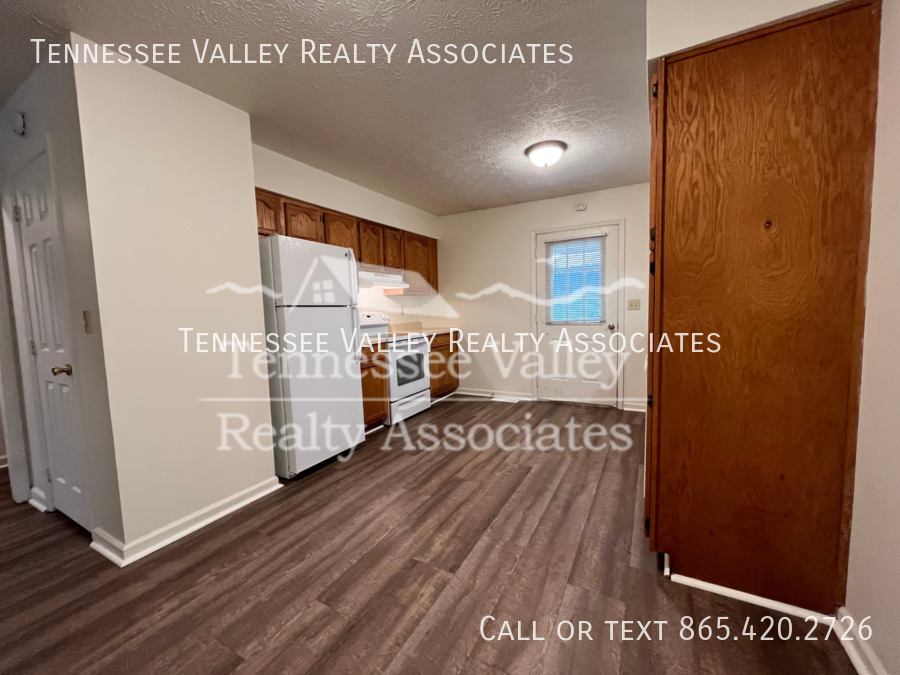 524 Wilson Street #A - Photo 3 of 12