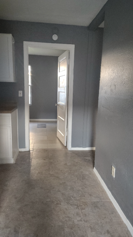 119 117,W Lee St Harlingen Tx #11 - Photo 2 of 8