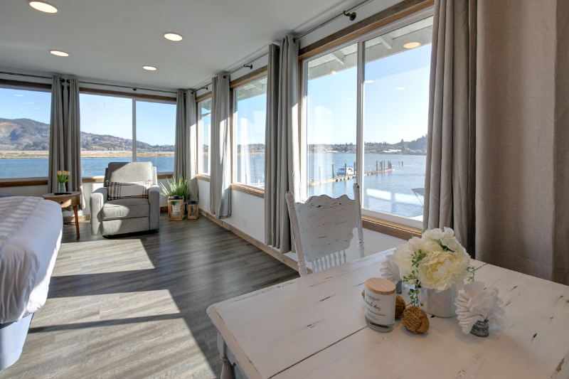 1015 Robert Bush Dr #2 - Photo 2 of 7