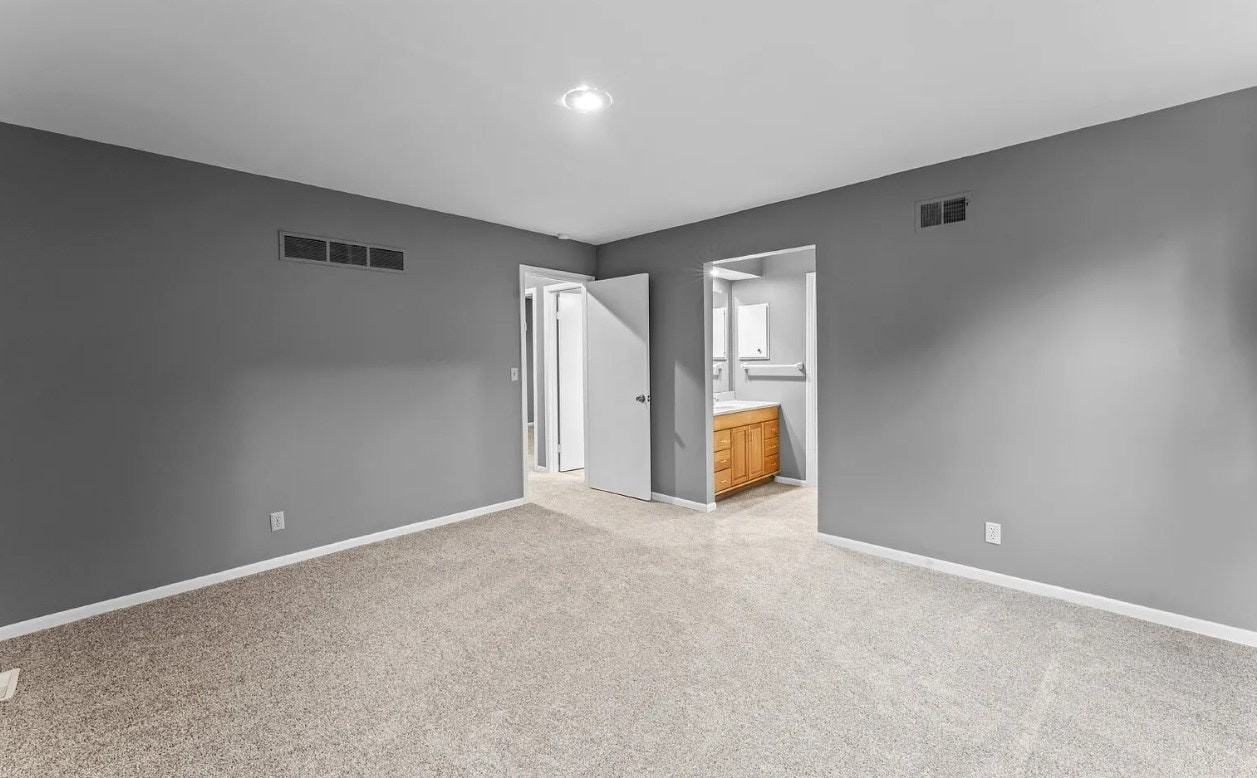 16107 West 141st Terrace - Photo 2 of 18