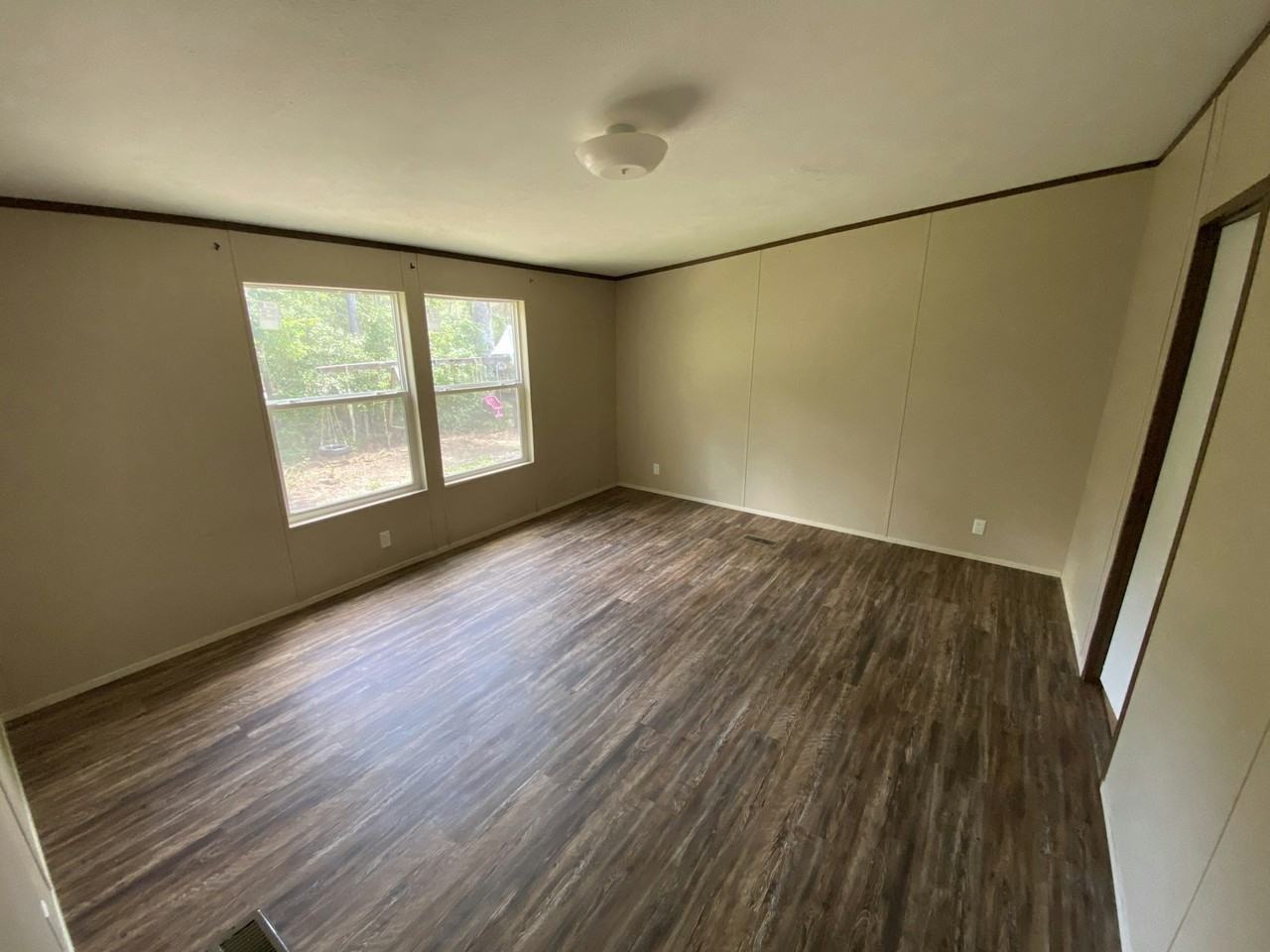 430 Holly Hill Road - Photo 3 of 10