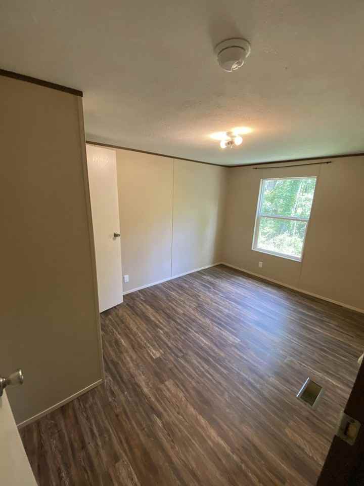 430 Holly Hill Road - Photo 7 of 10