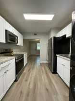 1575 West 19th Street, Unit 4 - Photo 1 of 1
