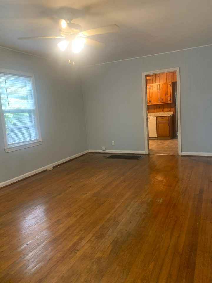 117 Shadowmoor Drive, Unit A - Photo 3 of 9