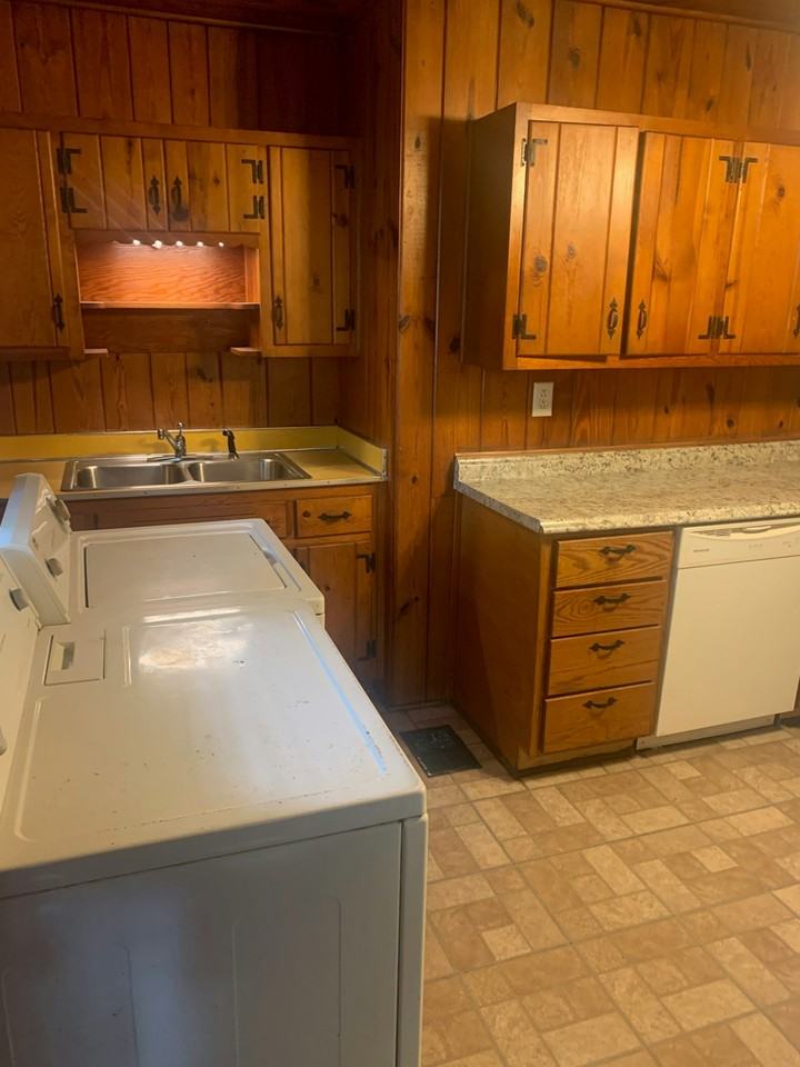 117 Shadowmoor Drive, Unit A - Photo 5 of 9