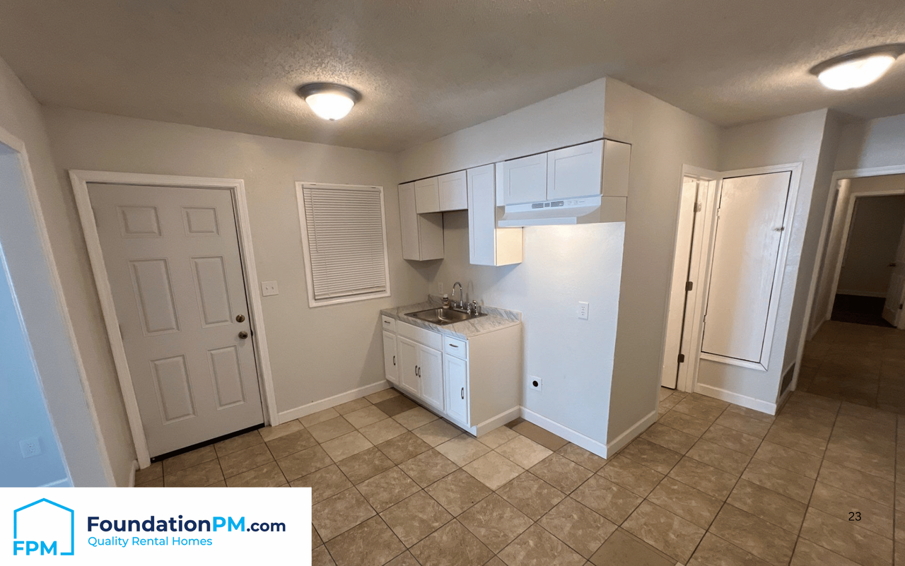 2775 Waverly Avenue - Photo 6 of 17