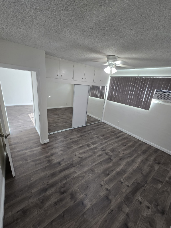 6064 Whitsett Ave #203 - Photo 7 of 16