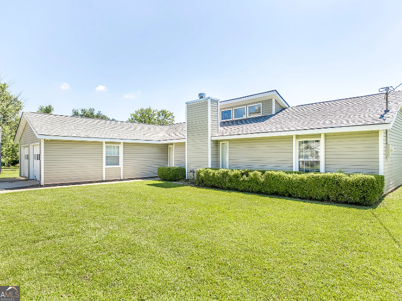 105 Vinewood Ct - Photo 2 of 16