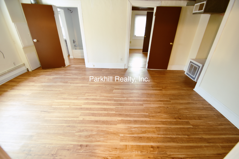 308 Wood St - Photo 6 of 10