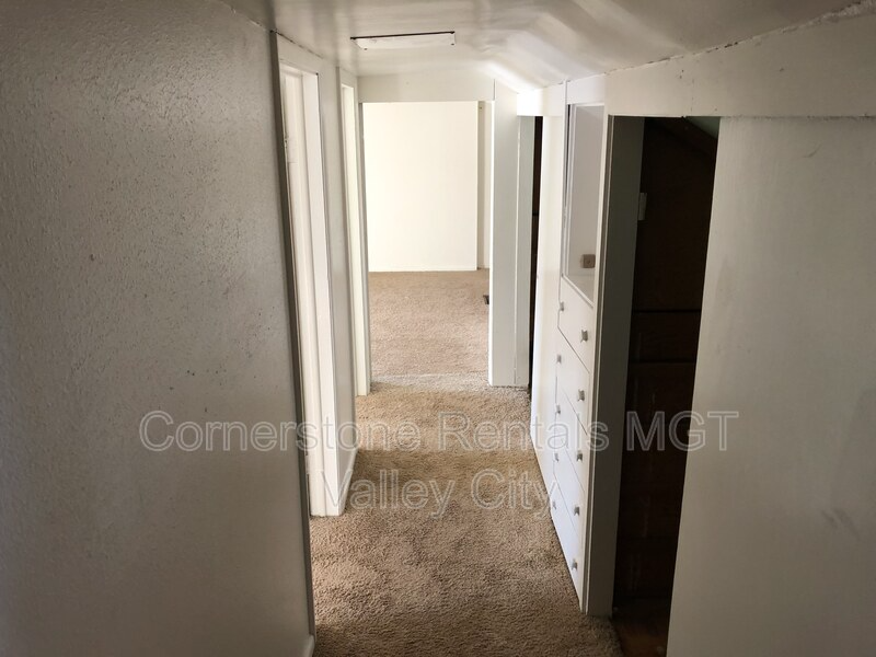 424 6th Avenue Northeast - Photo 7 of 20