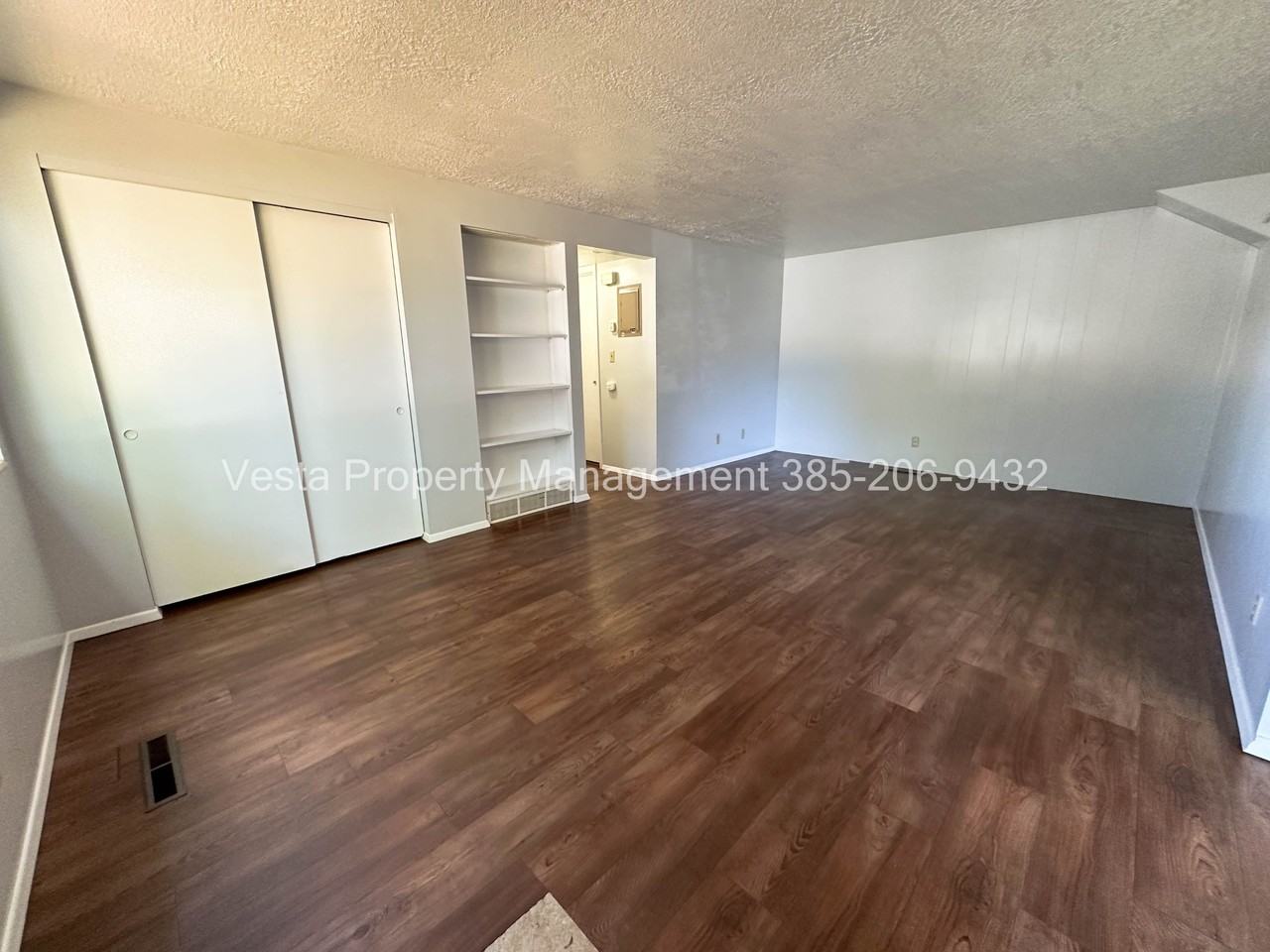 Grant 8-Plex - Photo 2 of 37