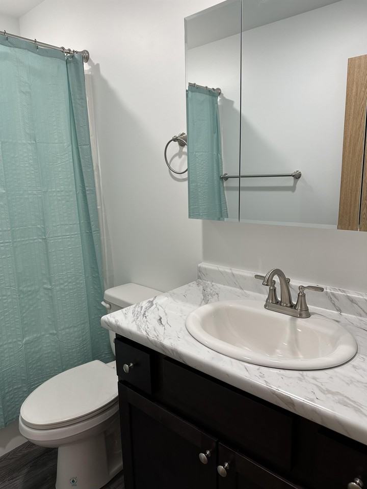 2739 Stone Point Court - Photo 5 of 36