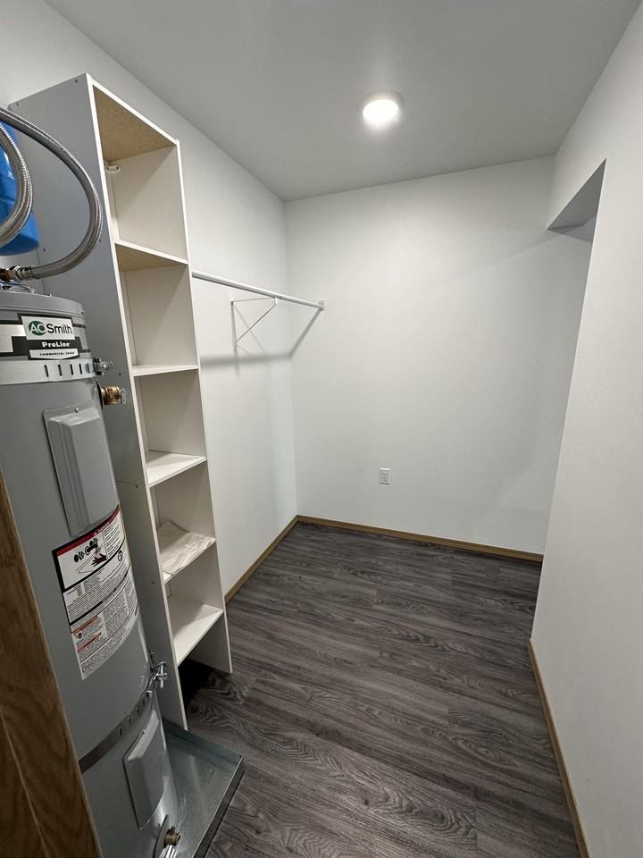 2739 Stone Point Court - Photo 6 of 36