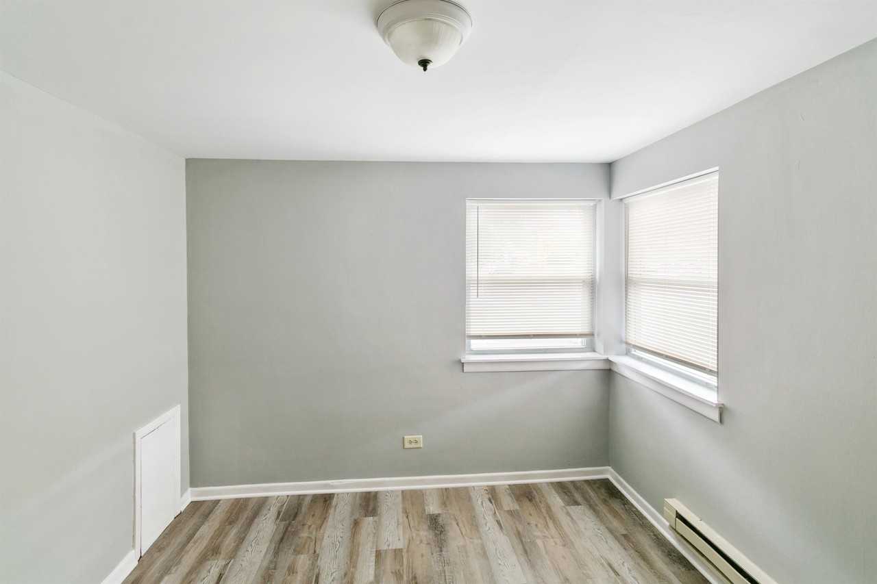 805 North 22nd Avenue - Photo 5 of 17