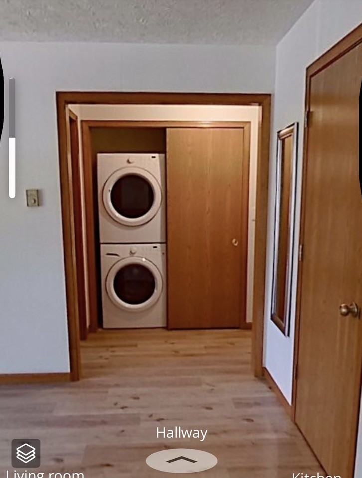 713 East Ohio St. - Photo 3 of 8